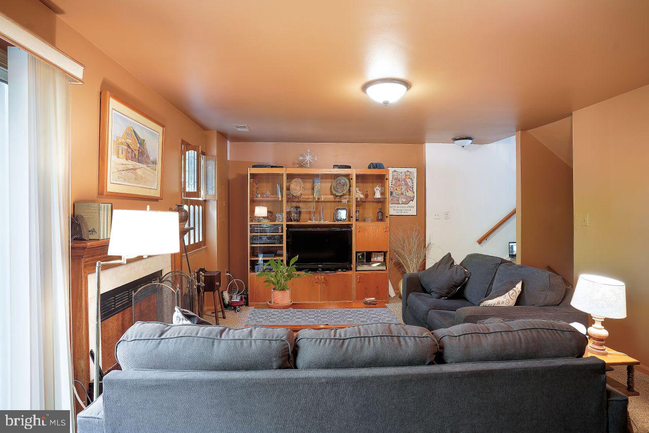 HILLSDALE - Residential