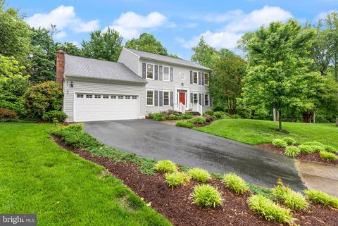 Photo of 3426 Grouse Court, WOODBRIDGE, VA 22192 (MLS # VAPW2116502)