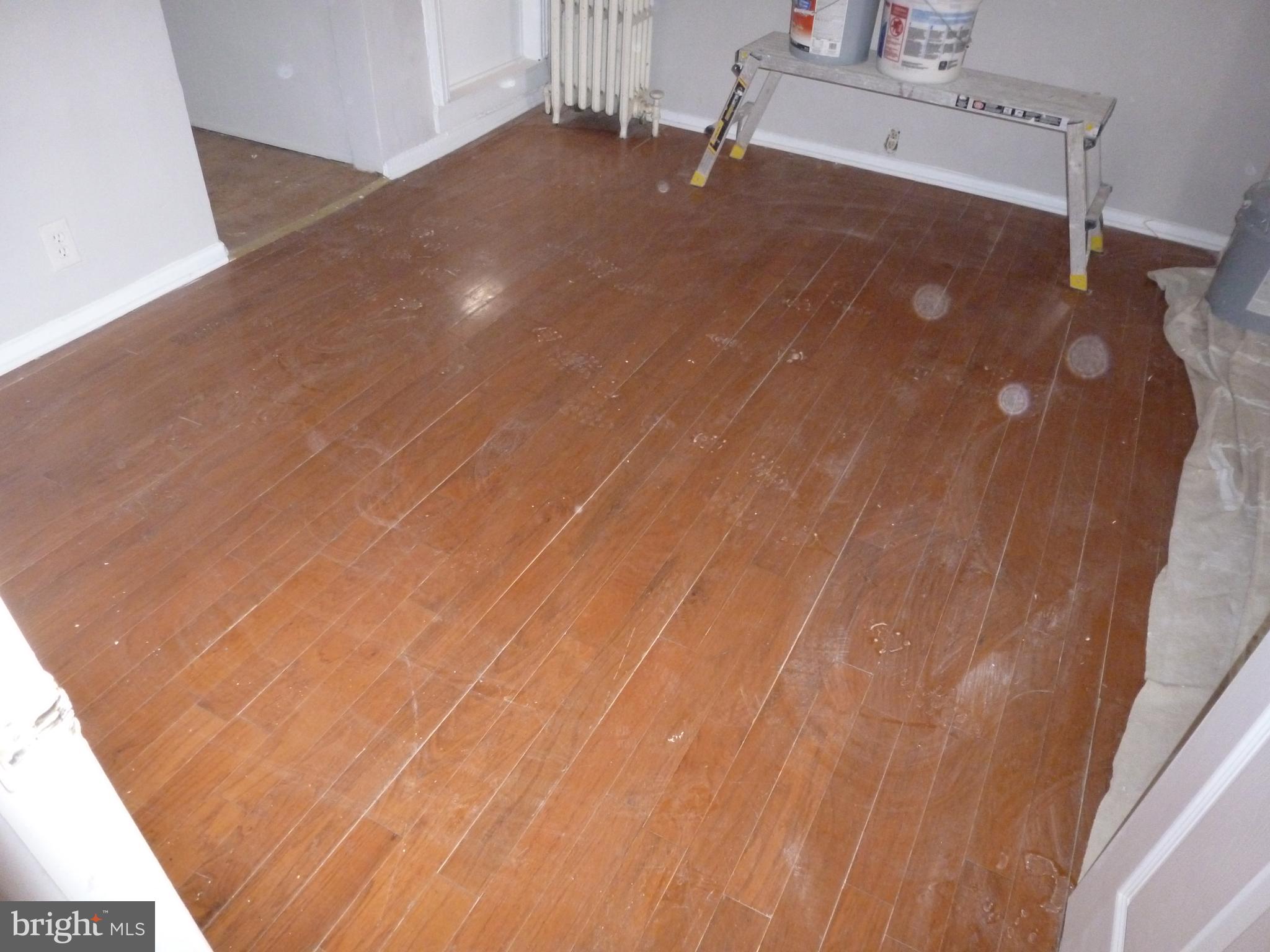 KENSINGTON - Residential