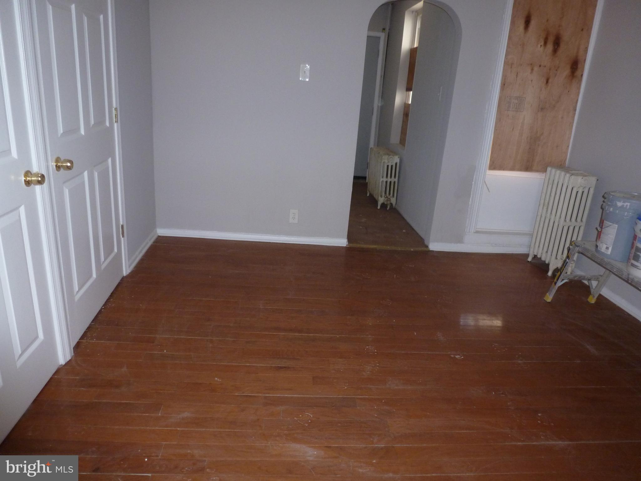 KENSINGTON - Residential