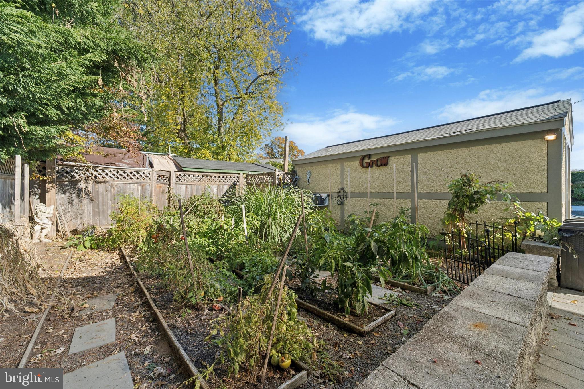 BROOKLINE - Residential