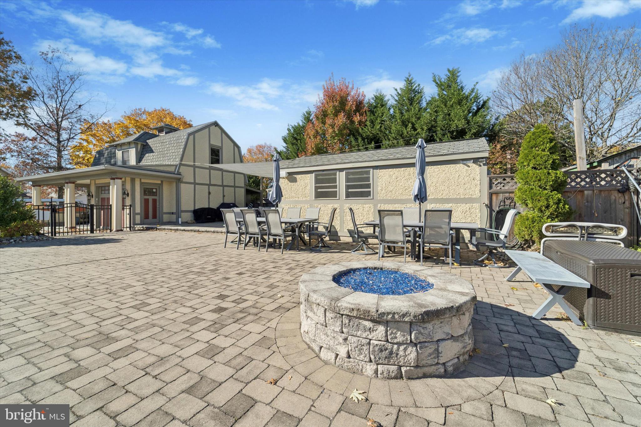 BROOKLINE - Residential