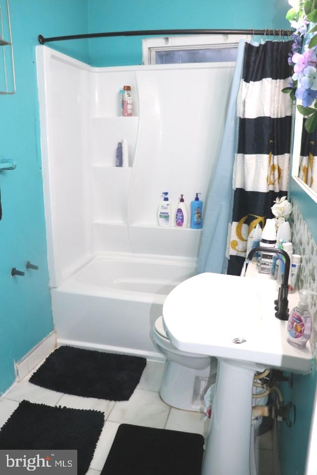 CARMODY HILLS - Residential