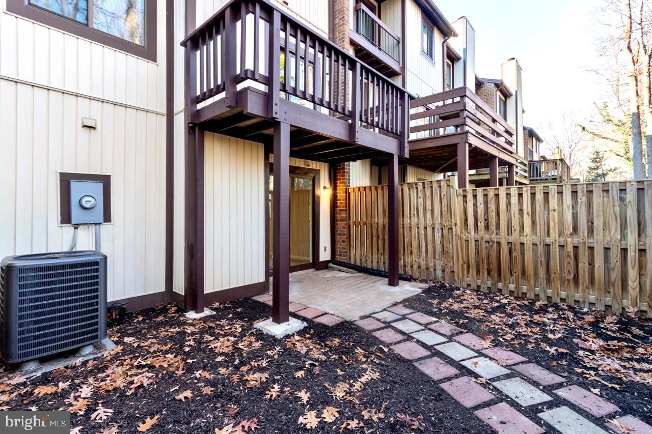 BURKE CENTRE - Residential