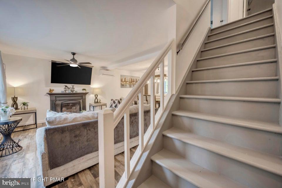 7430 VENTNOR DRIVE