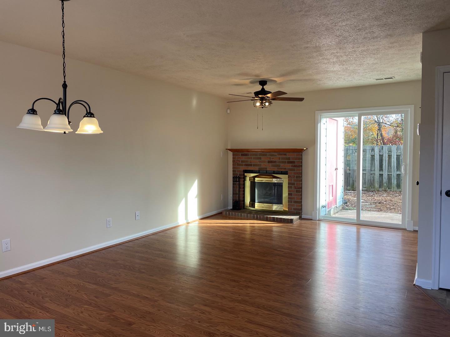 5121 MALLARDS LANDING DRIVE