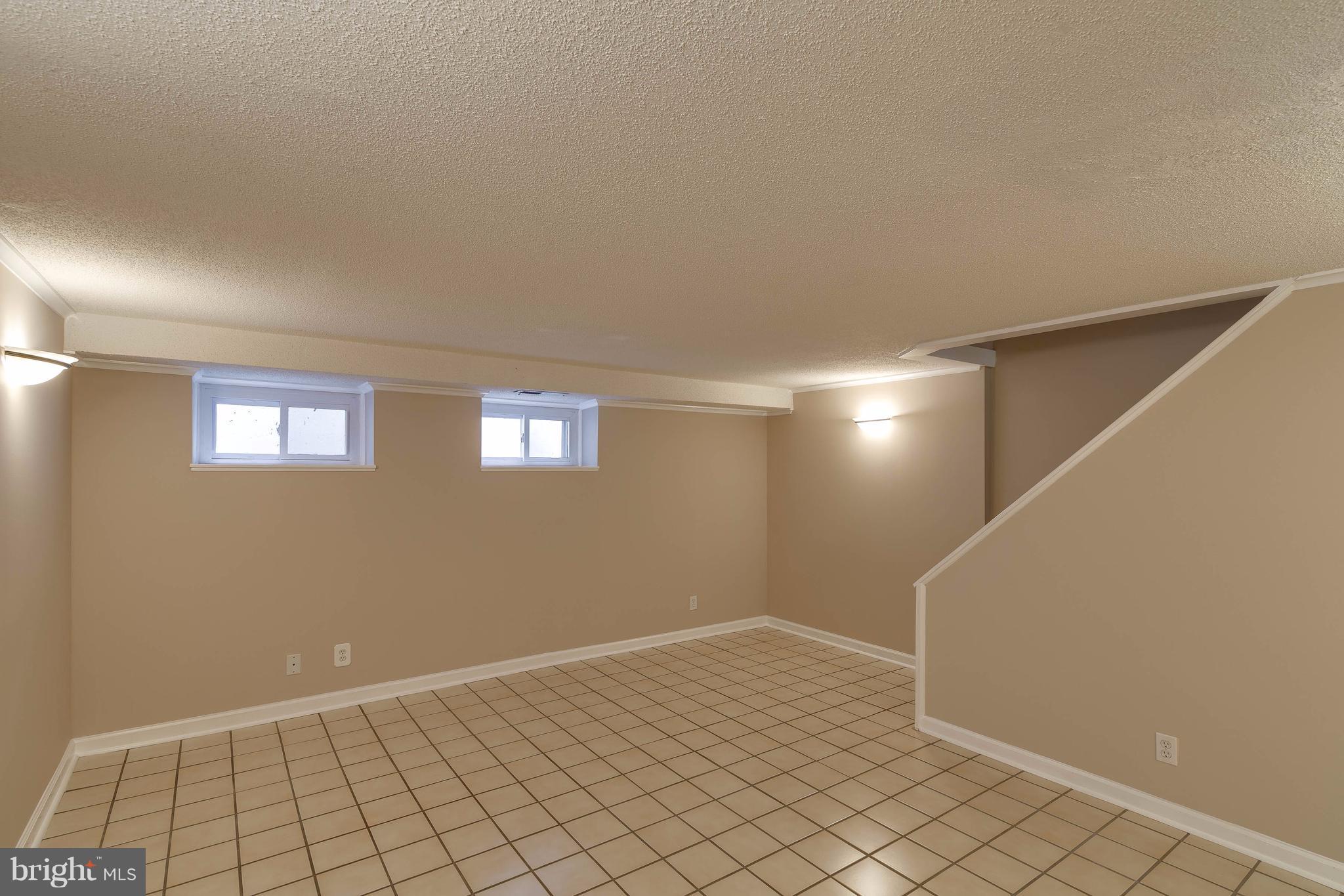 FAIRLINGTON MEWS - Residential