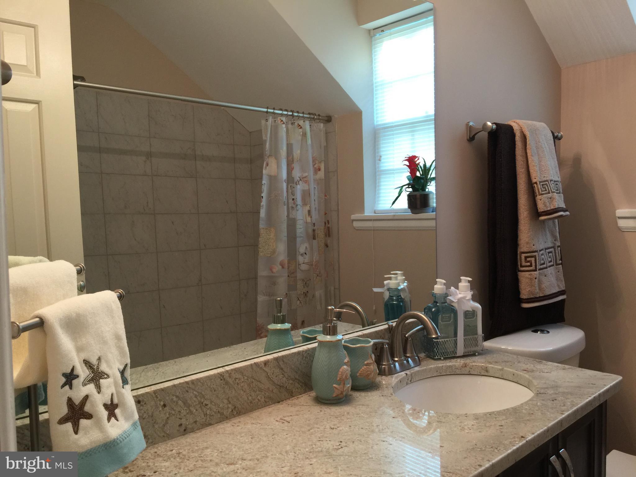 FAIRLINGTON MEWS - Residential