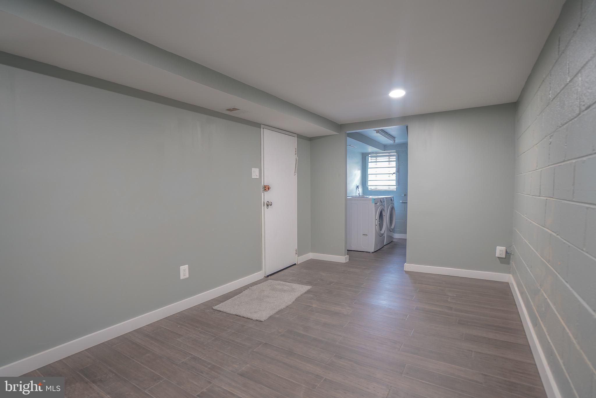 PARKWOOD - Residential