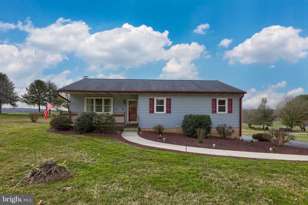 Photo of 1003 DRY WELLS RD, QUARRYVILLE, PA 17566 (MLS # PALA2032358)