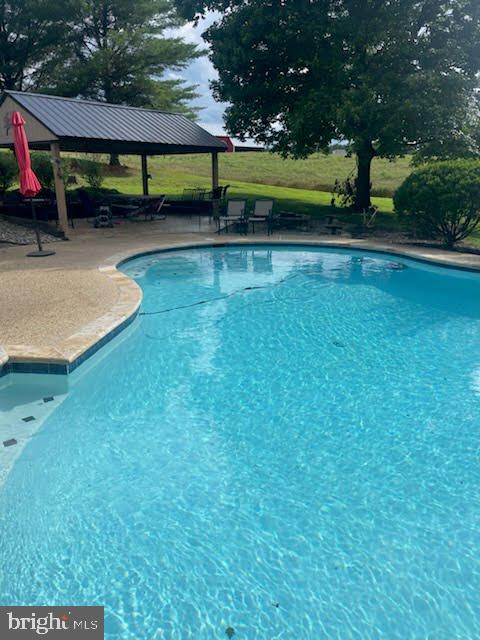 9290 GOOSE CREEK LANE