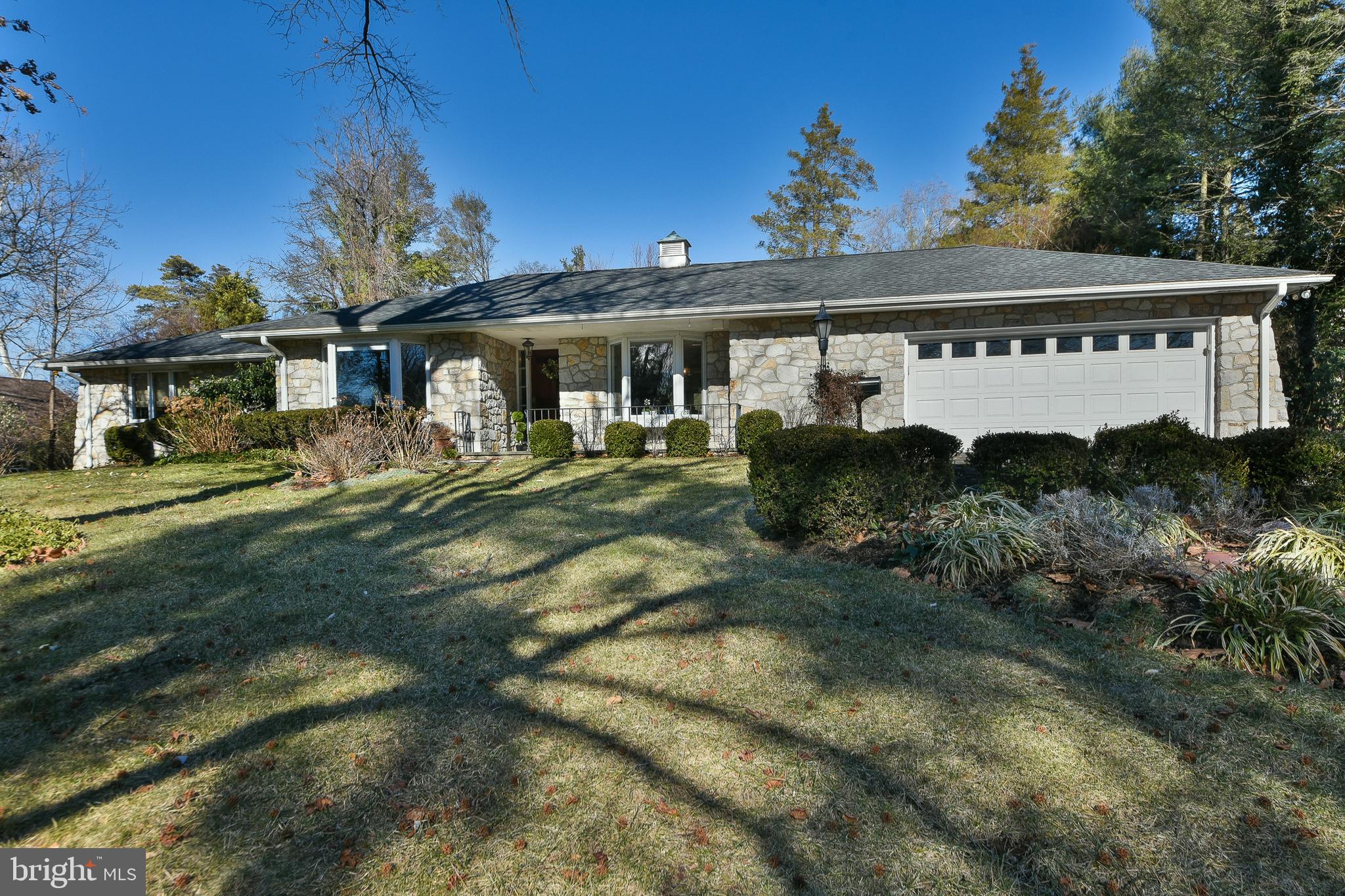 CHESTNUT HILL - Residential
