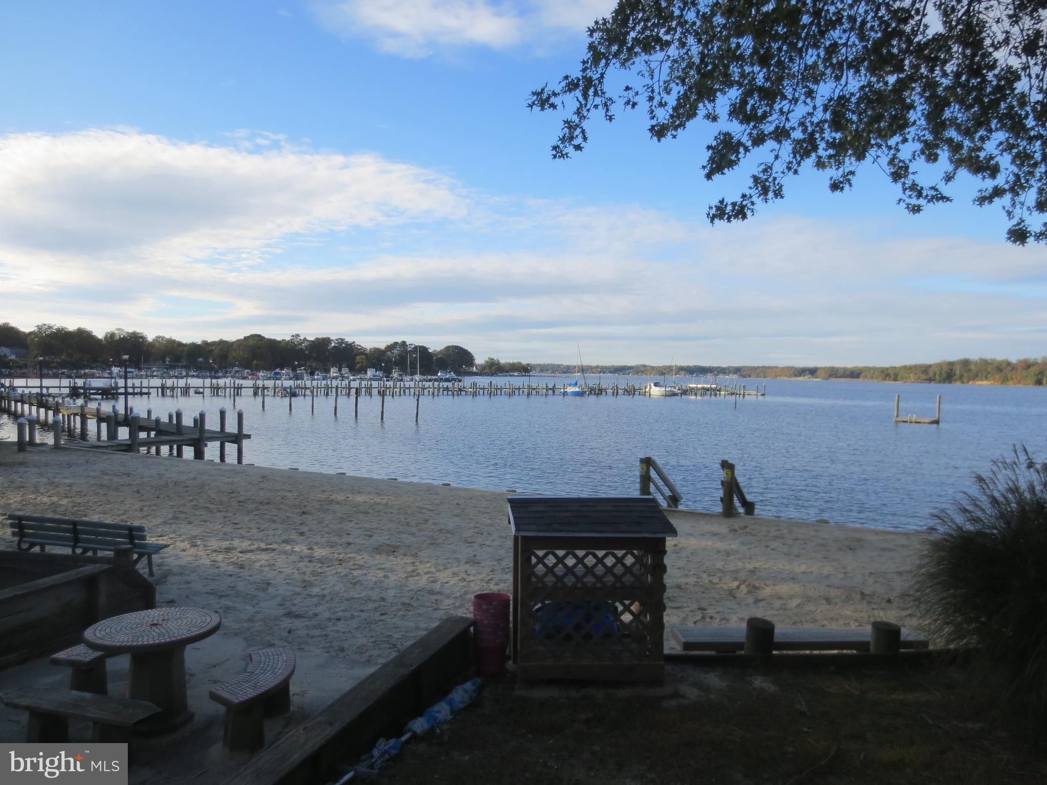 HACKS POINT BEACH - Residential