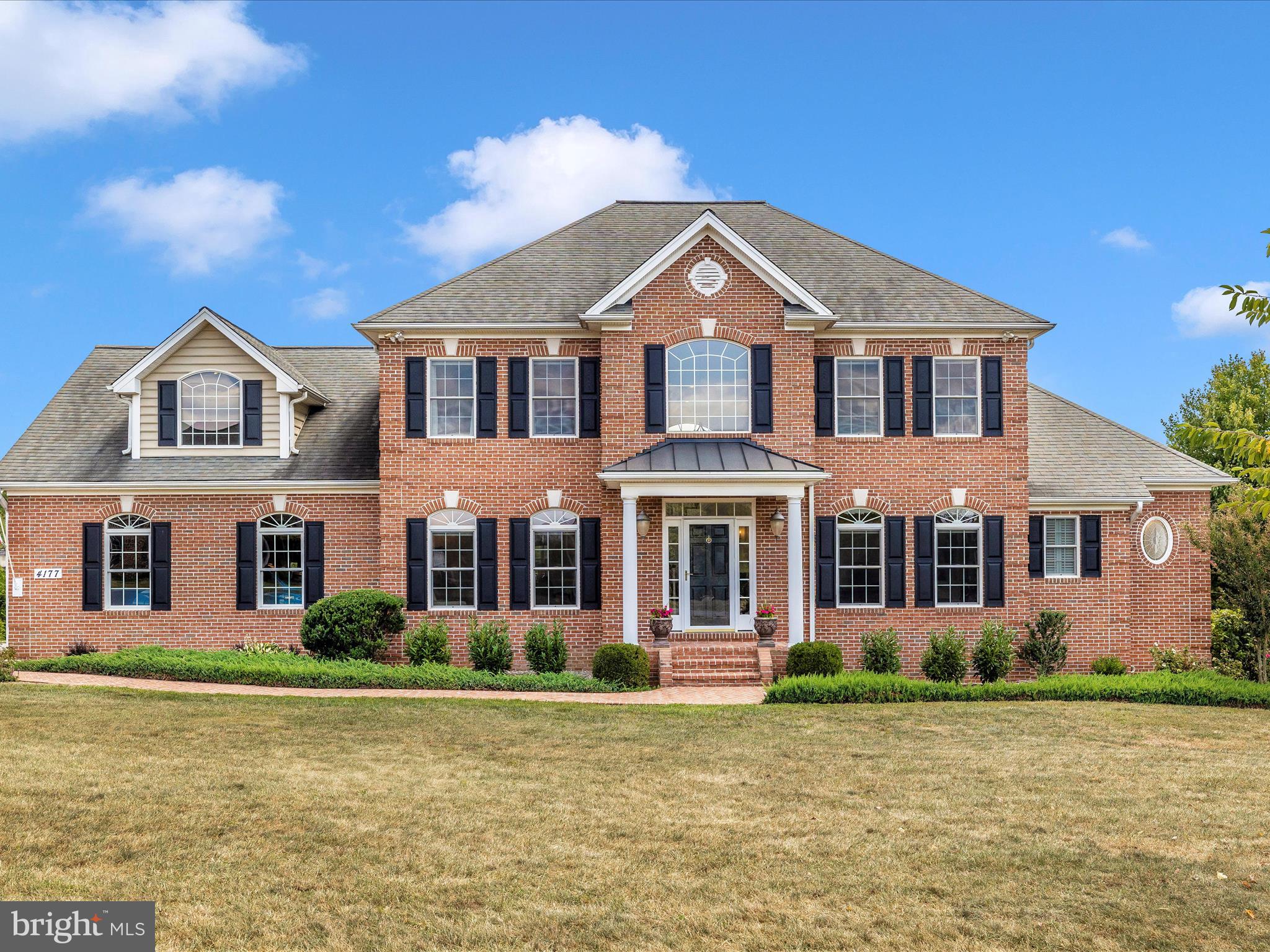 CAROLINES CROSSING - Residential