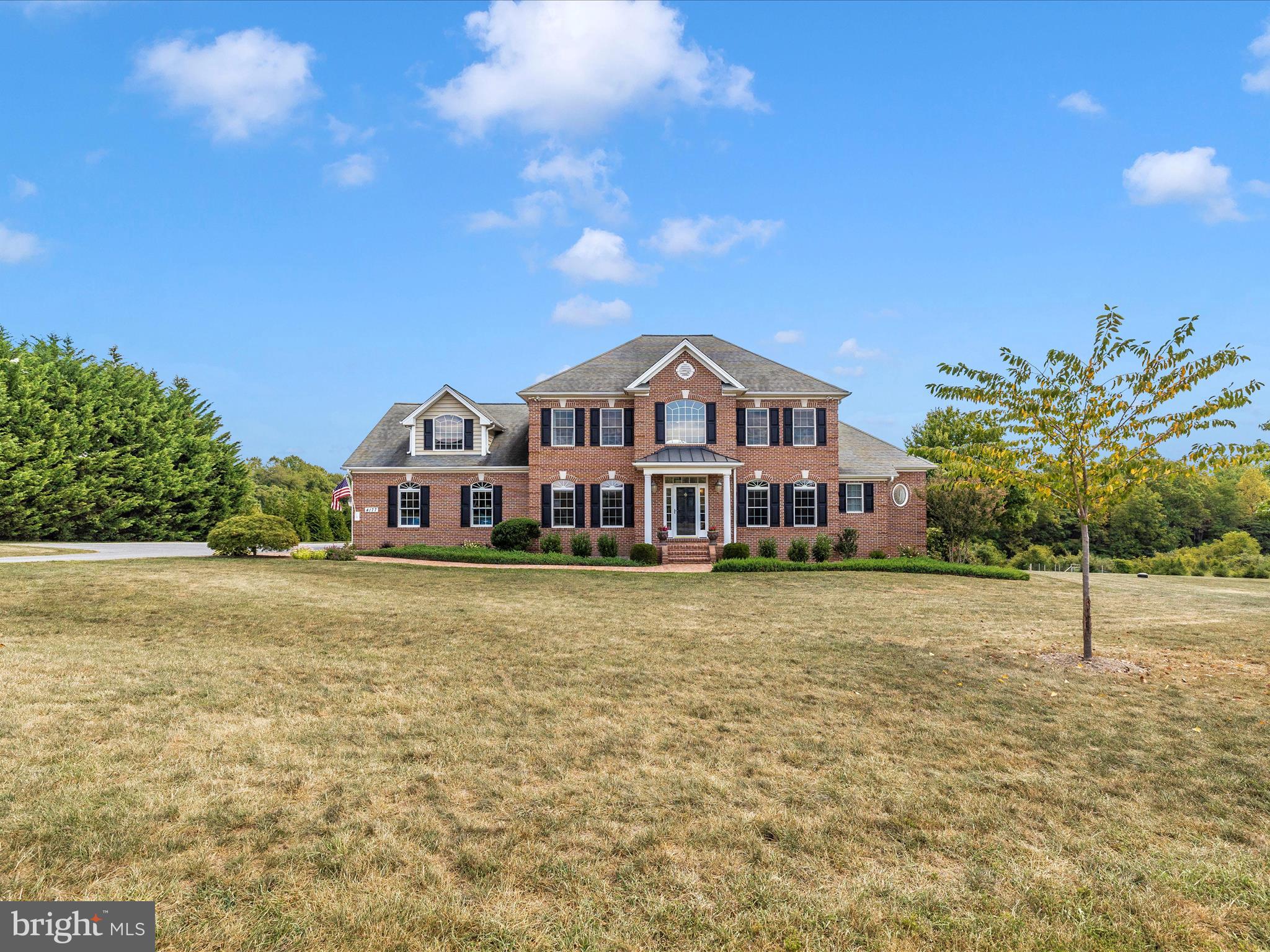 CAROLINES CROSSING - Residential