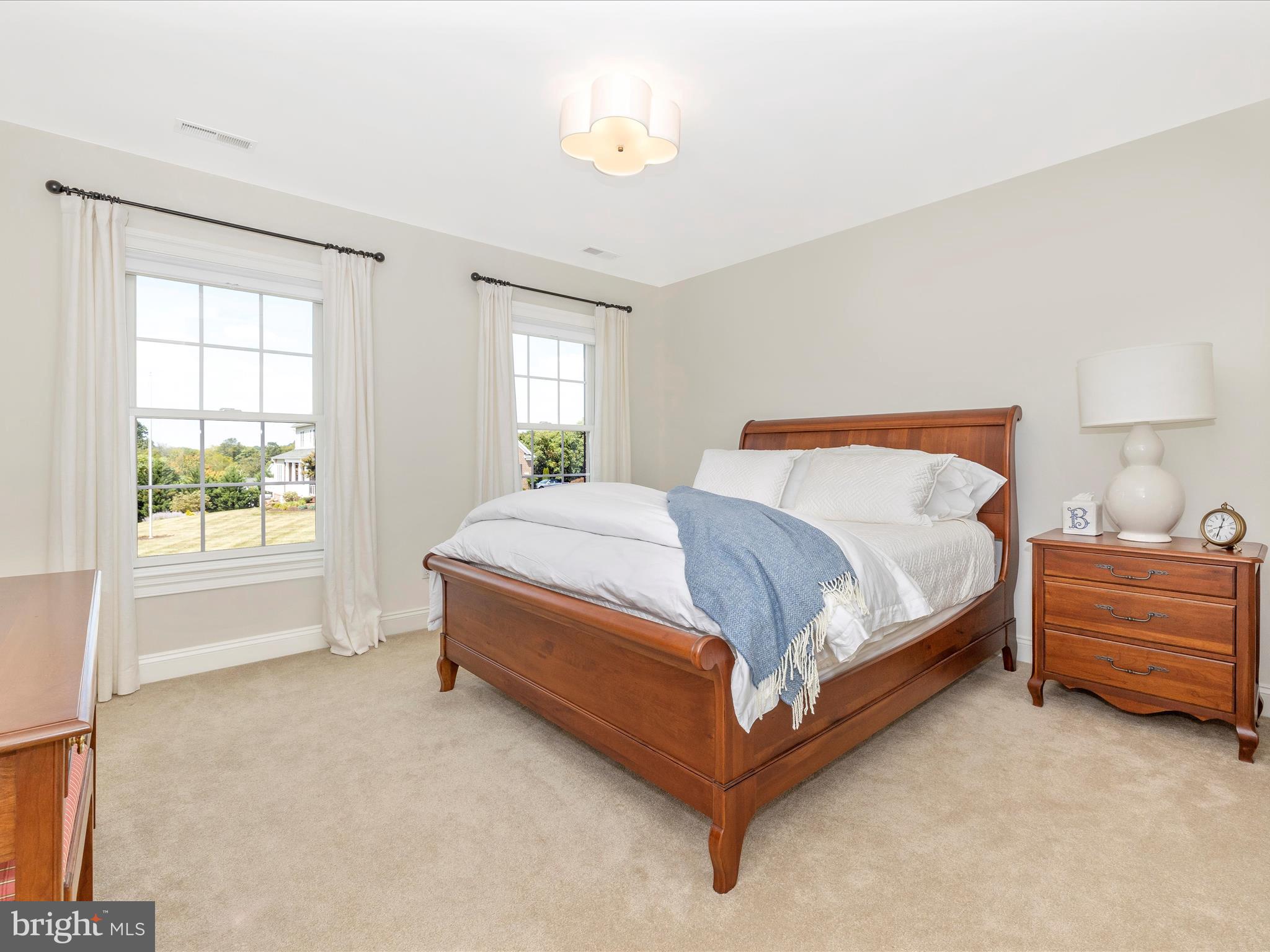 CAROLINES CROSSING - Residential