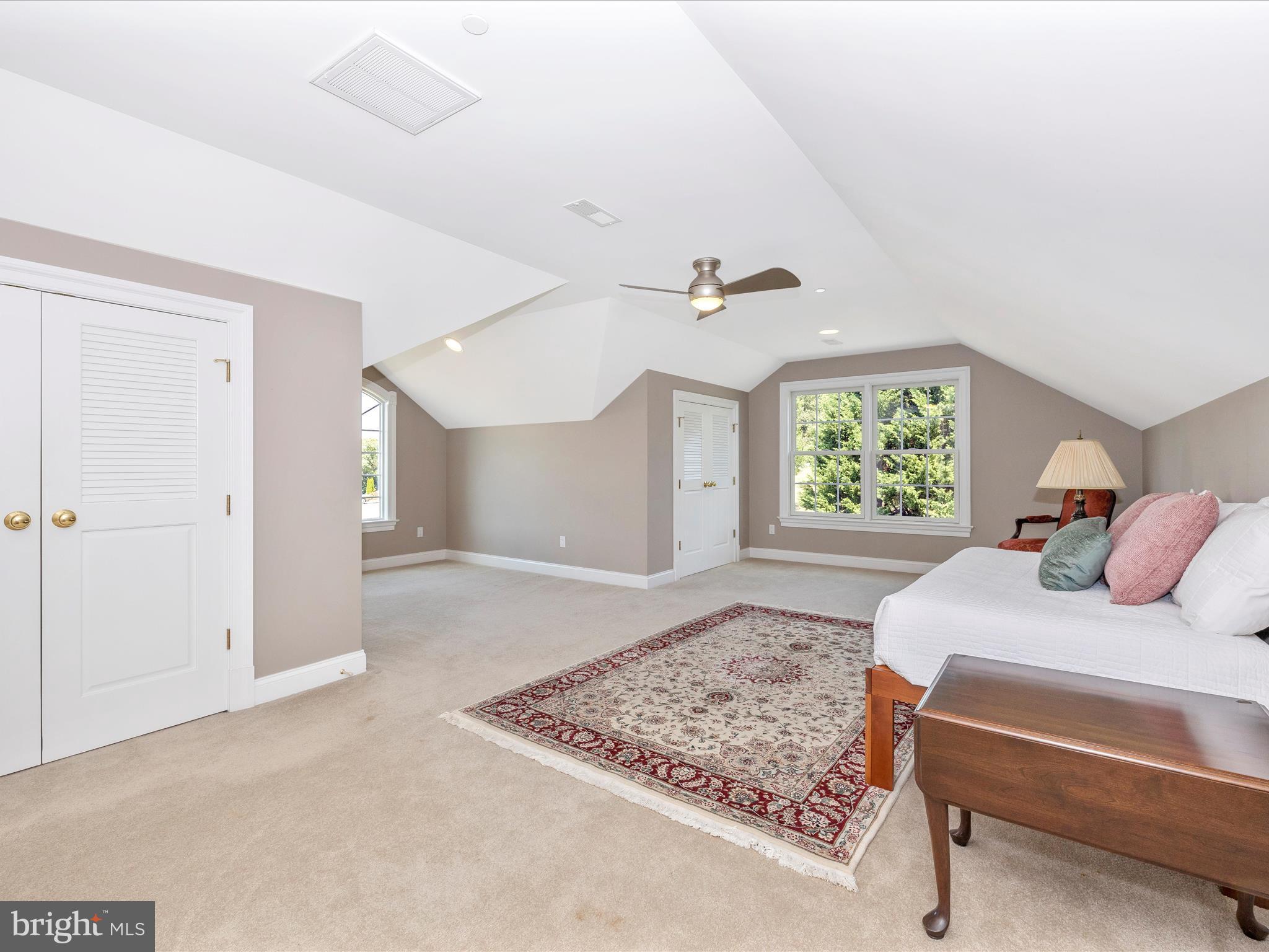 CAROLINES CROSSING - Residential