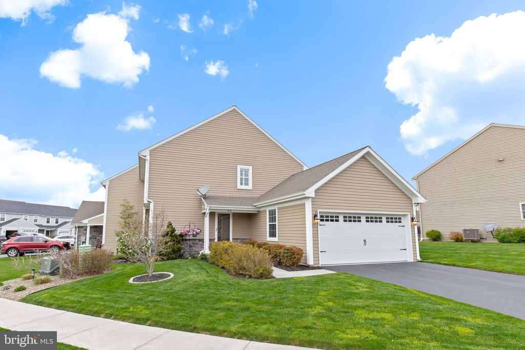 Photo of 310 Cedar Hollow, MANHEIM, PA 17545 (MLS # PALA2068092)