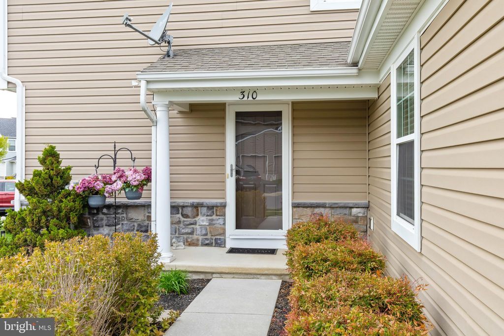 Photo of 310 Cedar Hollow, MANHEIM, PA 17545 (MLS # PALA2068092)