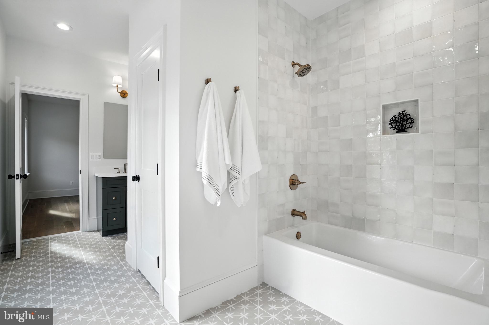 STERLING - Residential