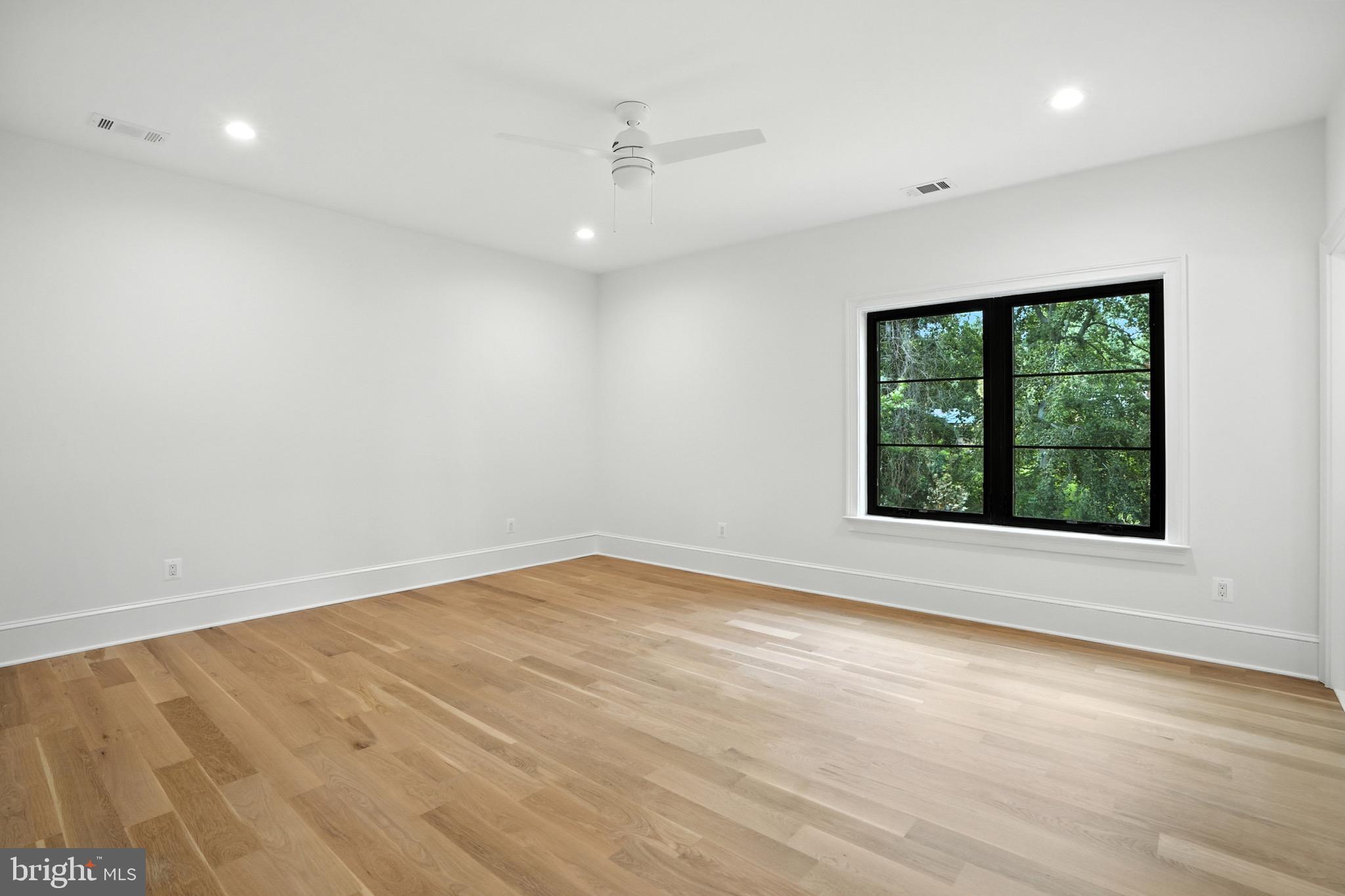 STERLING - Residential