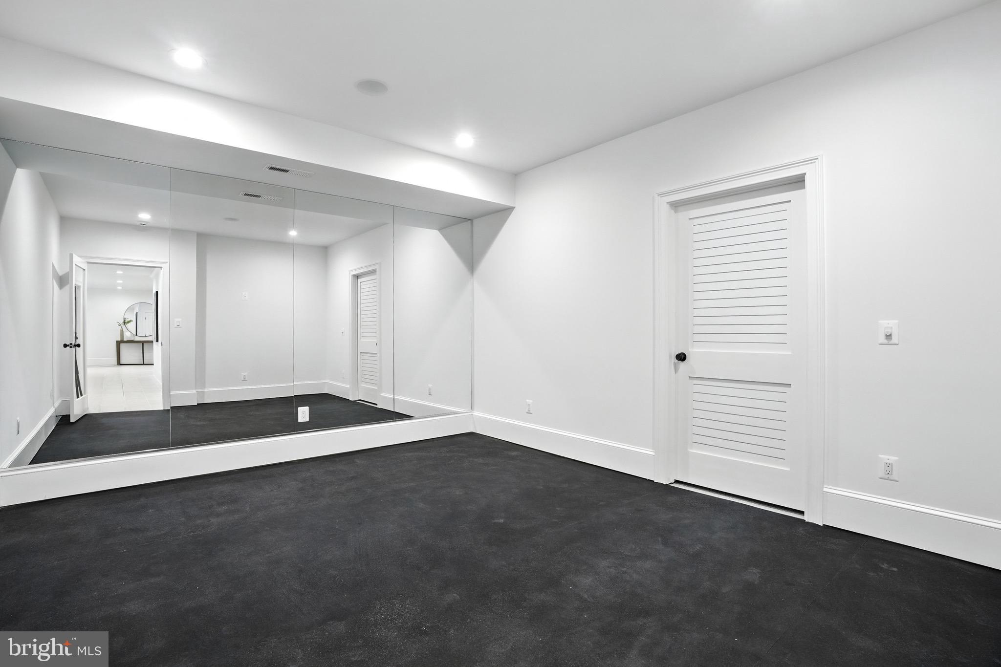 STERLING - Residential