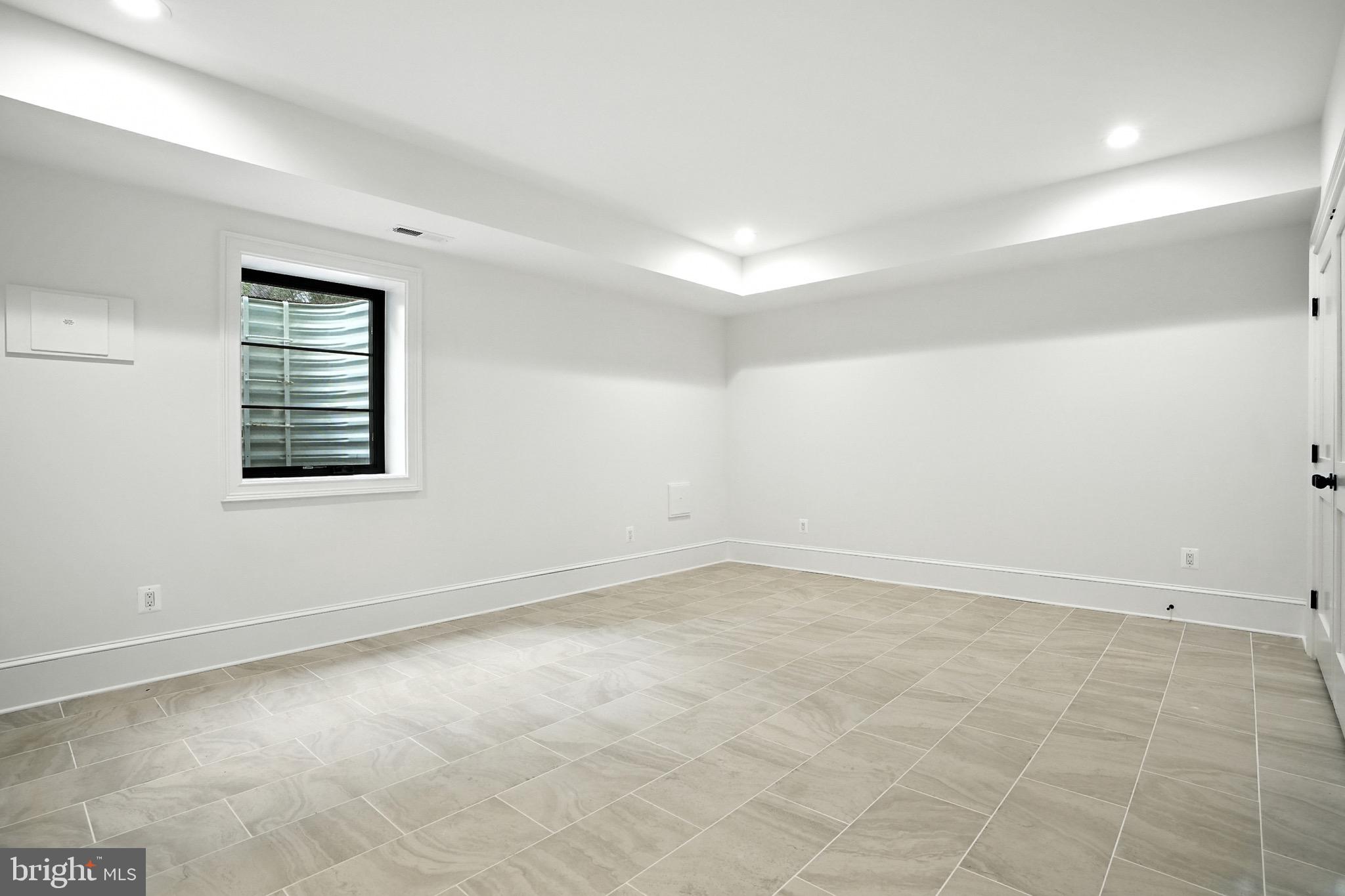 STERLING - Residential