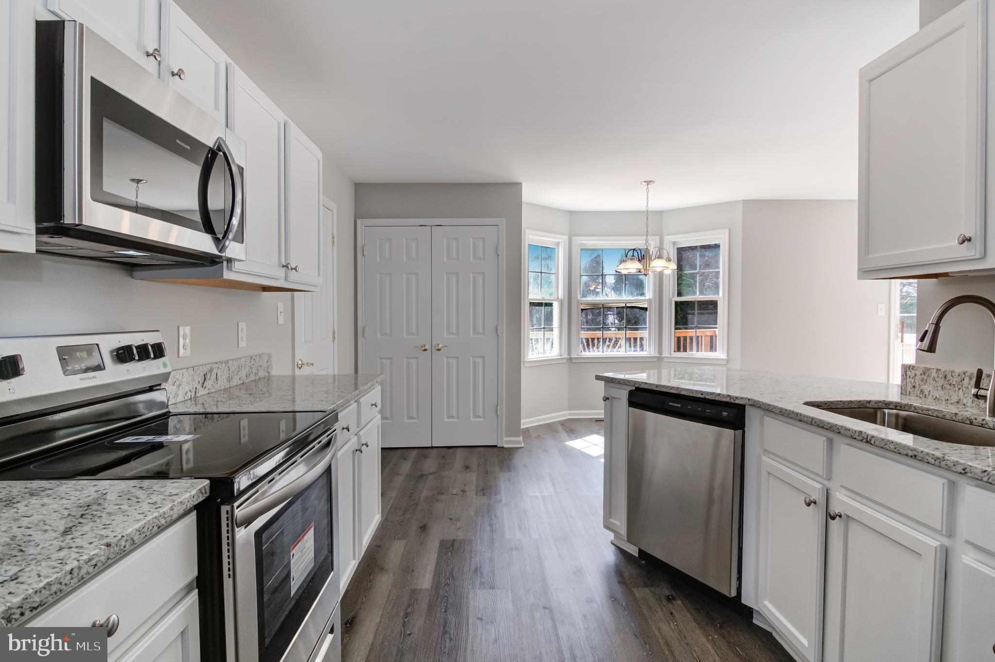 STAFFORD LAKES VILLAGE - Residential