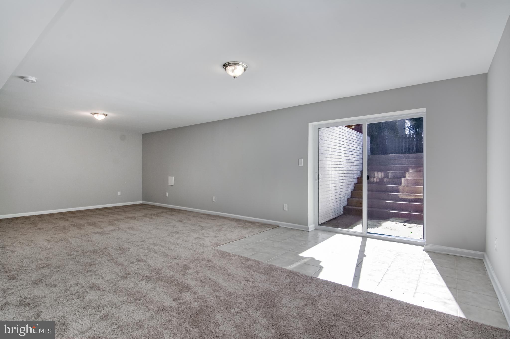 STAFFORD LAKES VILLAGE - Residential