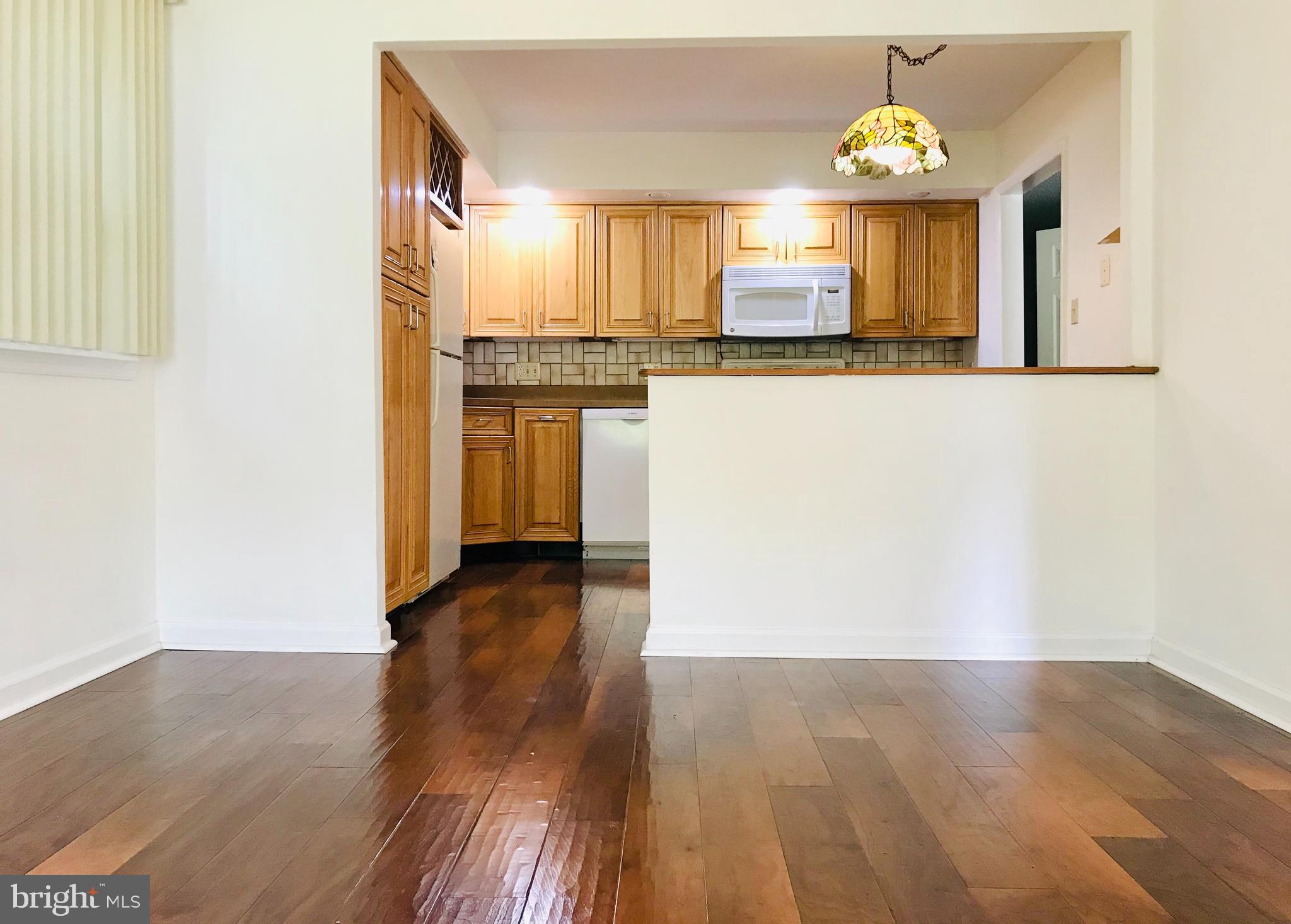 VALLEYBROOK - Residential Lease