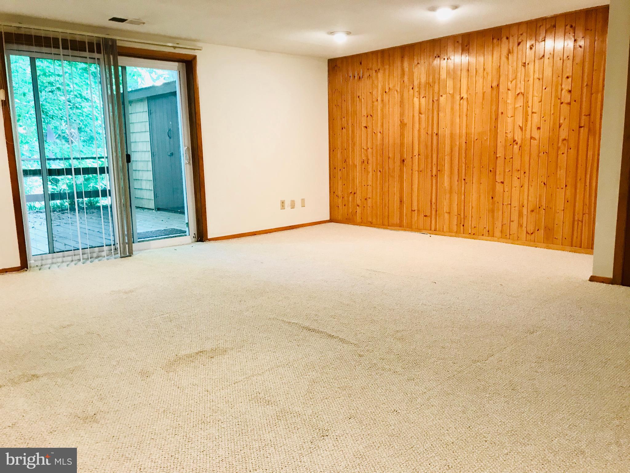 VALLEYBROOK - Residential Lease