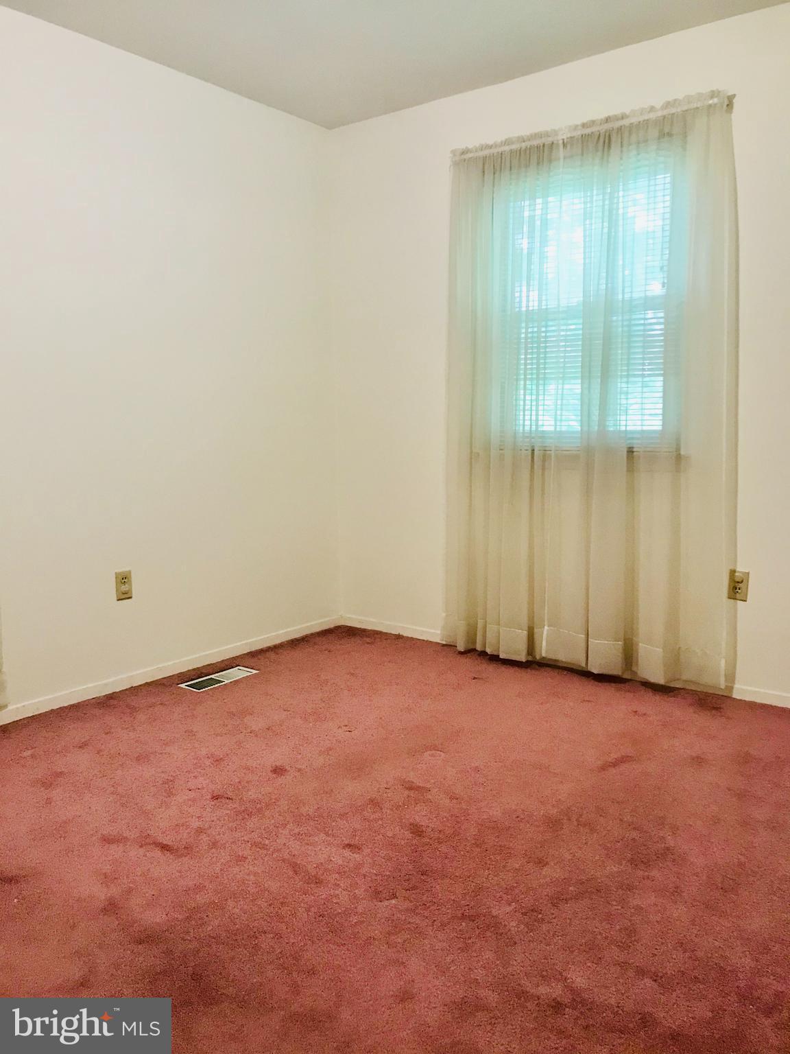 VALLEYBROOK - Residential Lease