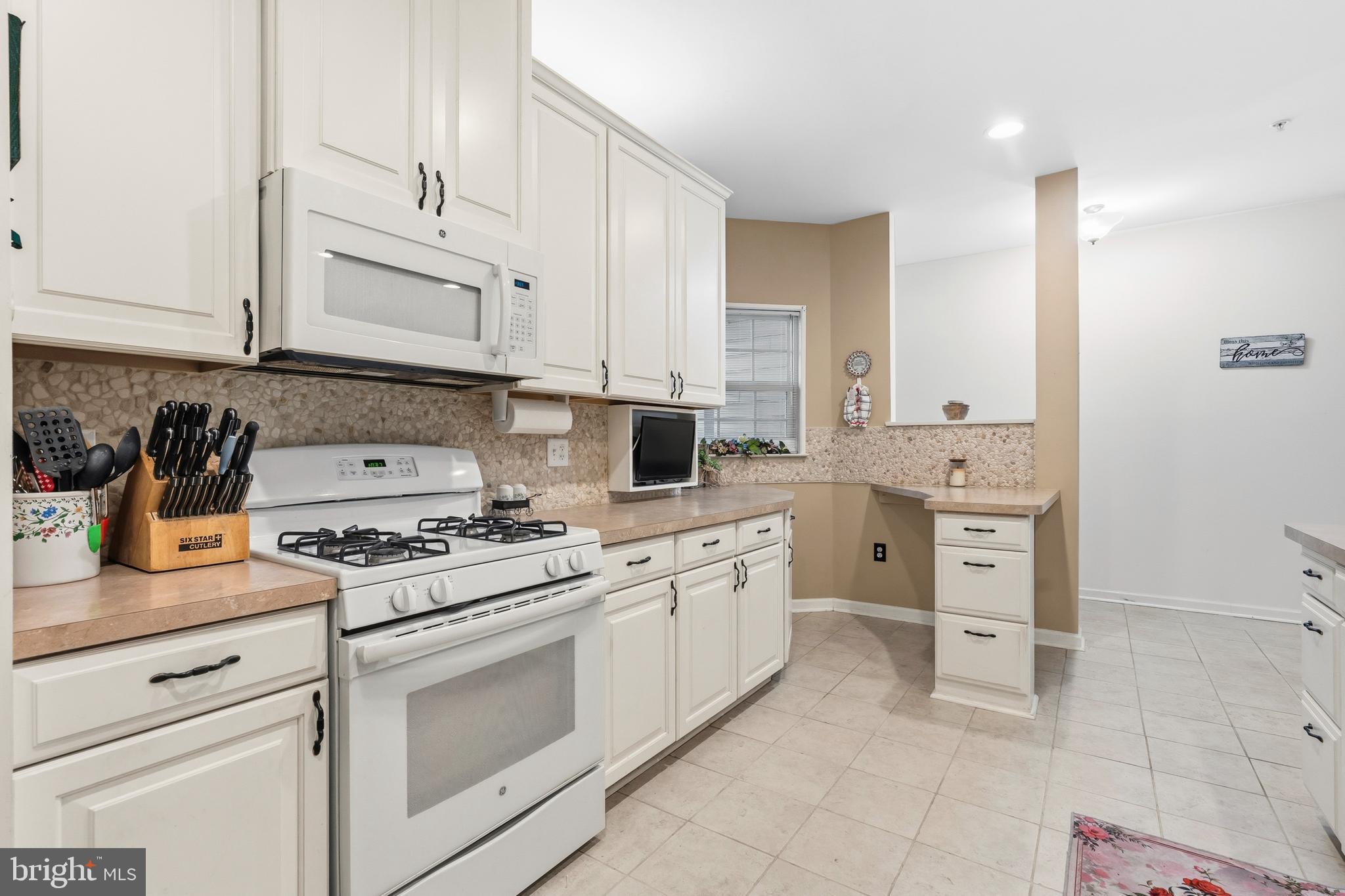 ARBOURS AT MORGAN CR - Residential