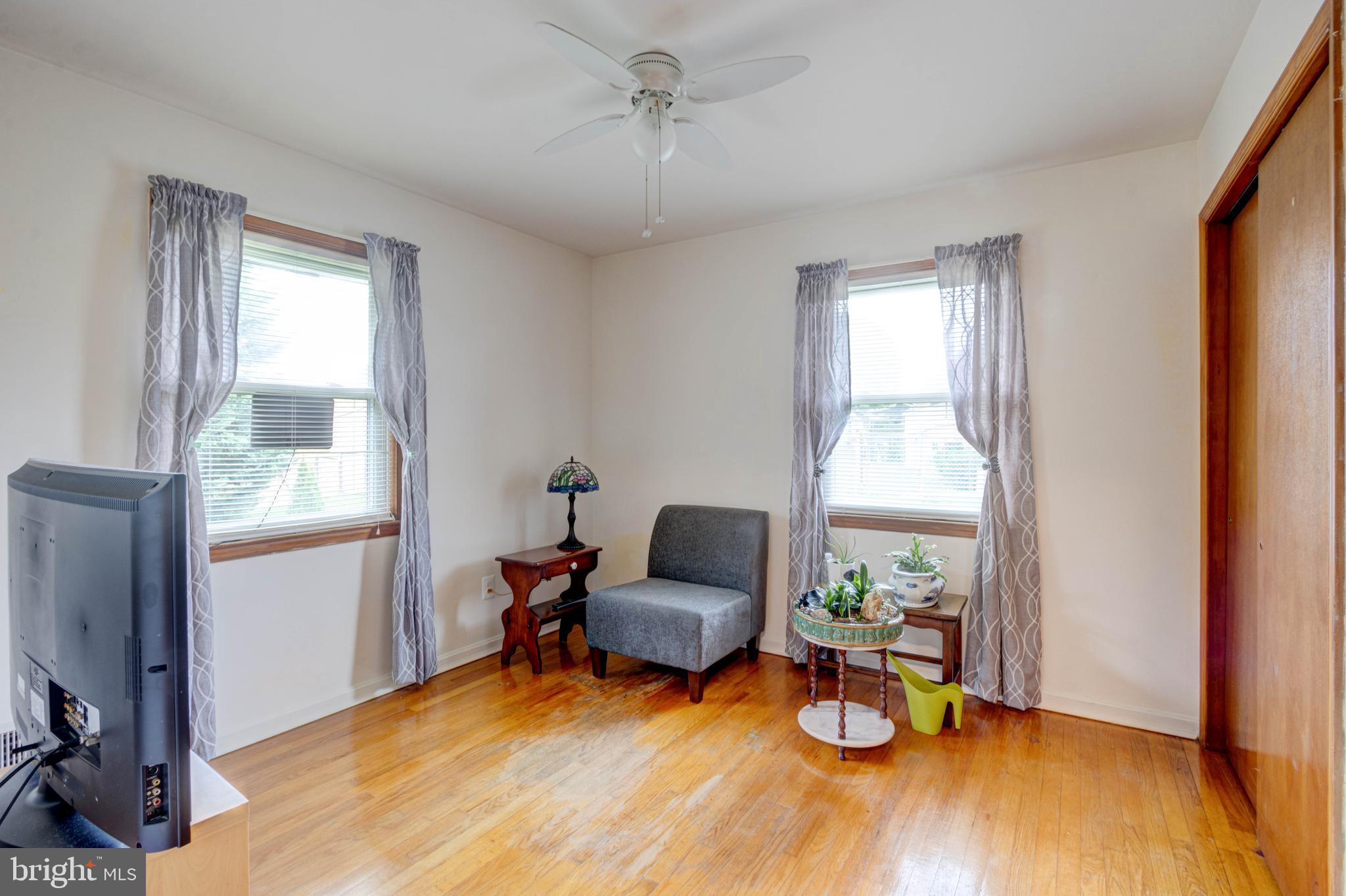 LINTHICUM HEIGHTS - Residential Lease