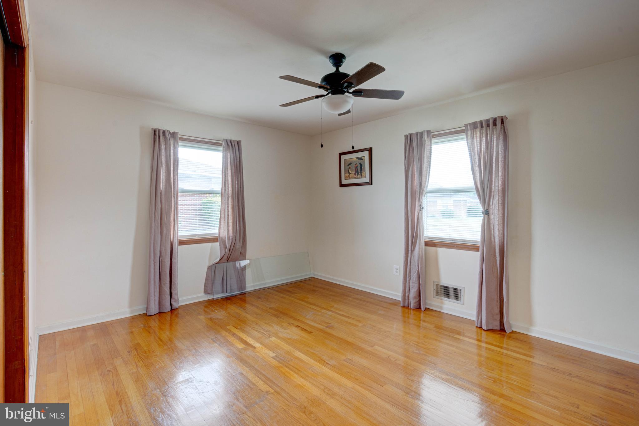 LINTHICUM HEIGHTS - Residential Lease