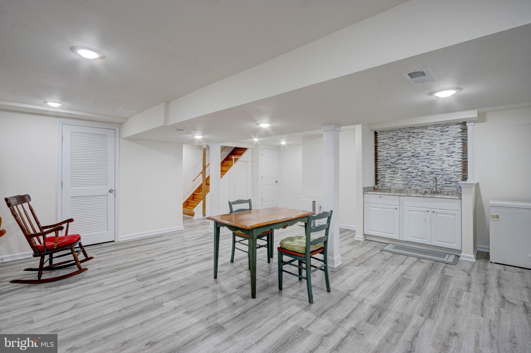 LINTHICUM HEIGHTS - Residential Lease