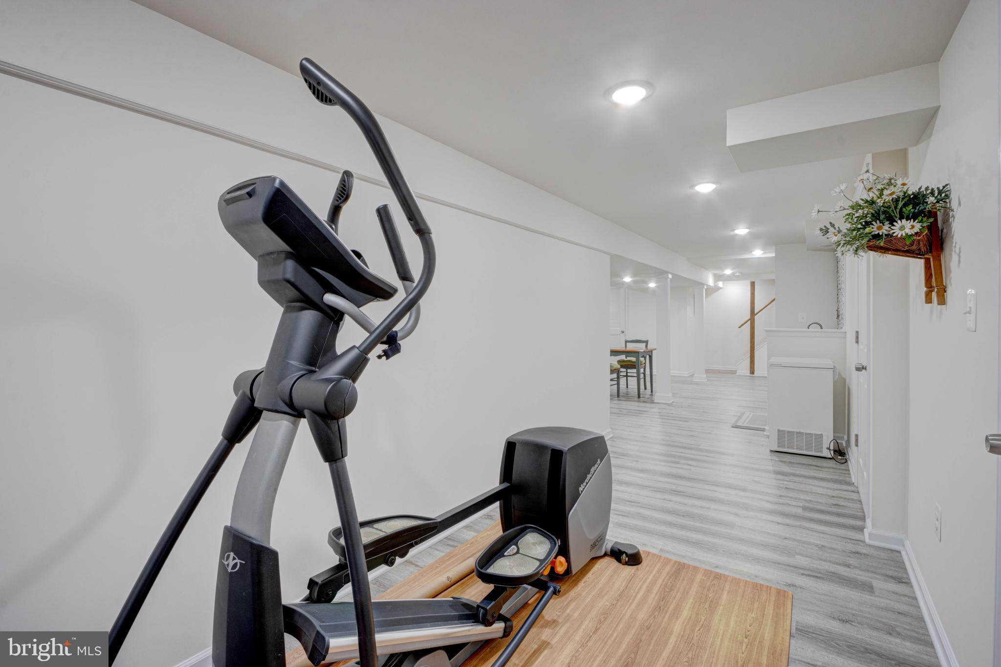 LINTHICUM HEIGHTS - Residential Lease