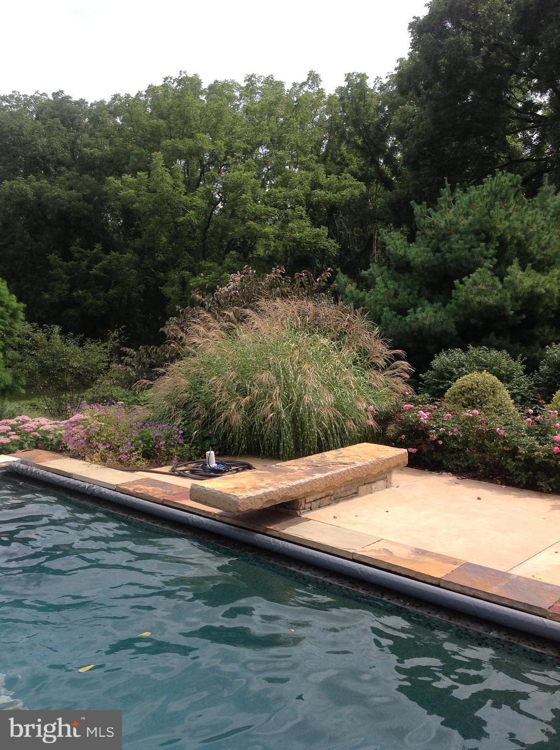 BRAESIDE - Residential