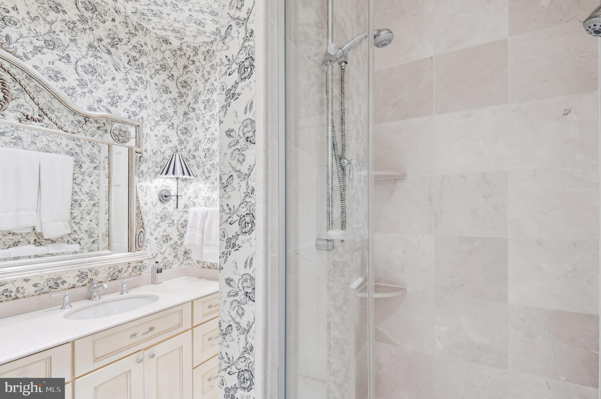 BRAESIDE - Residential