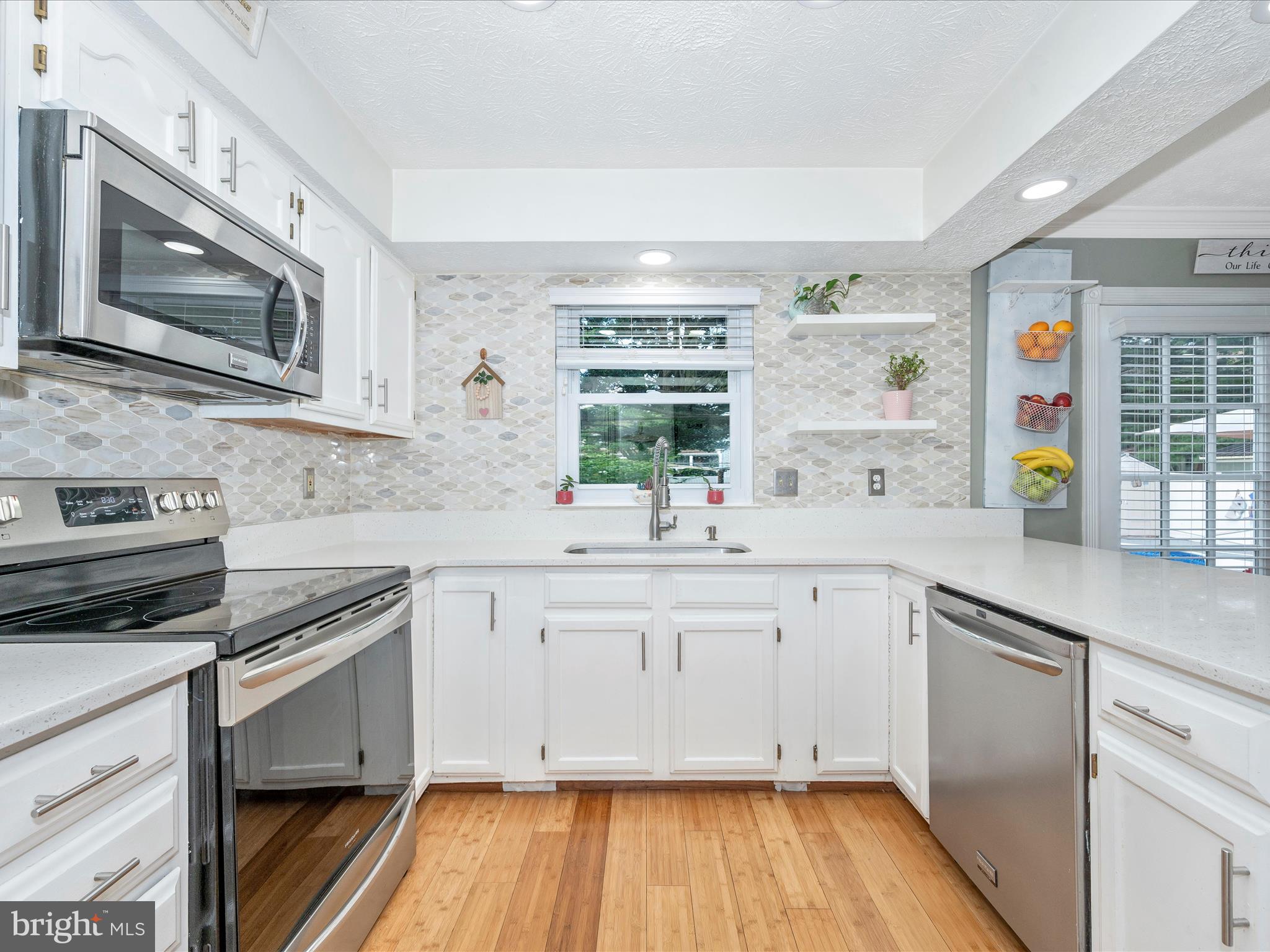 GOLF VIEW - Residential