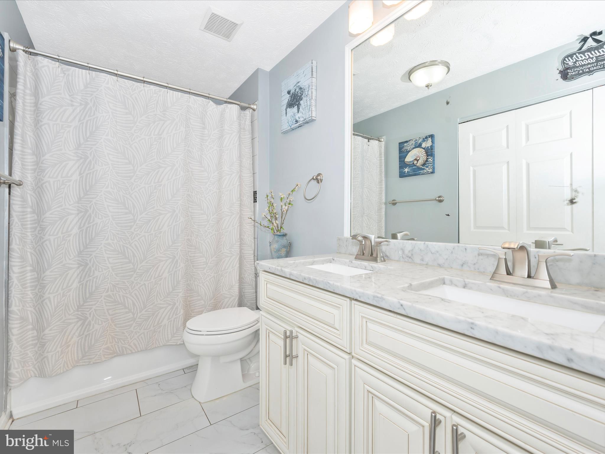 GOLF VIEW - Residential