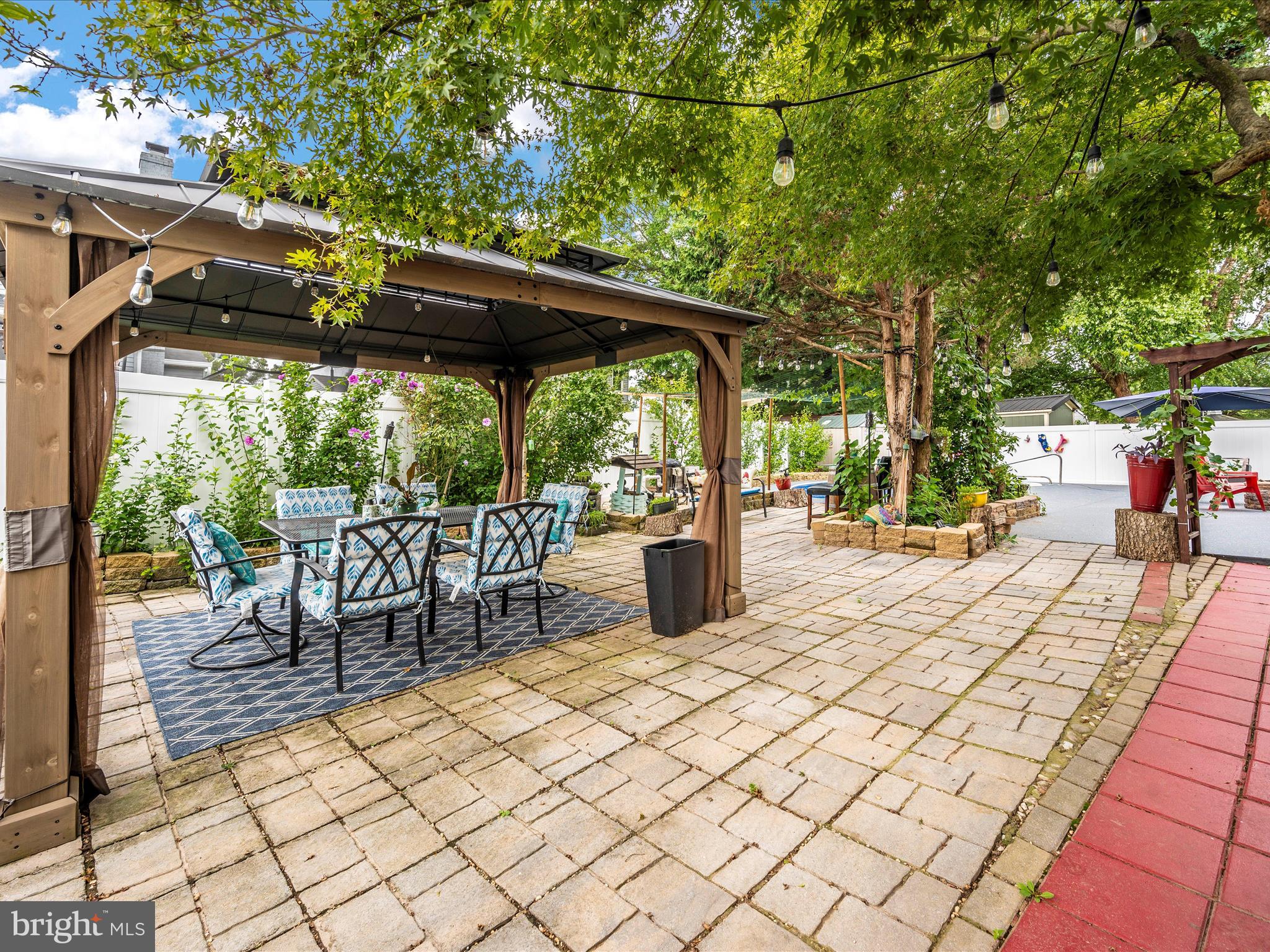 GOLF VIEW - Residential