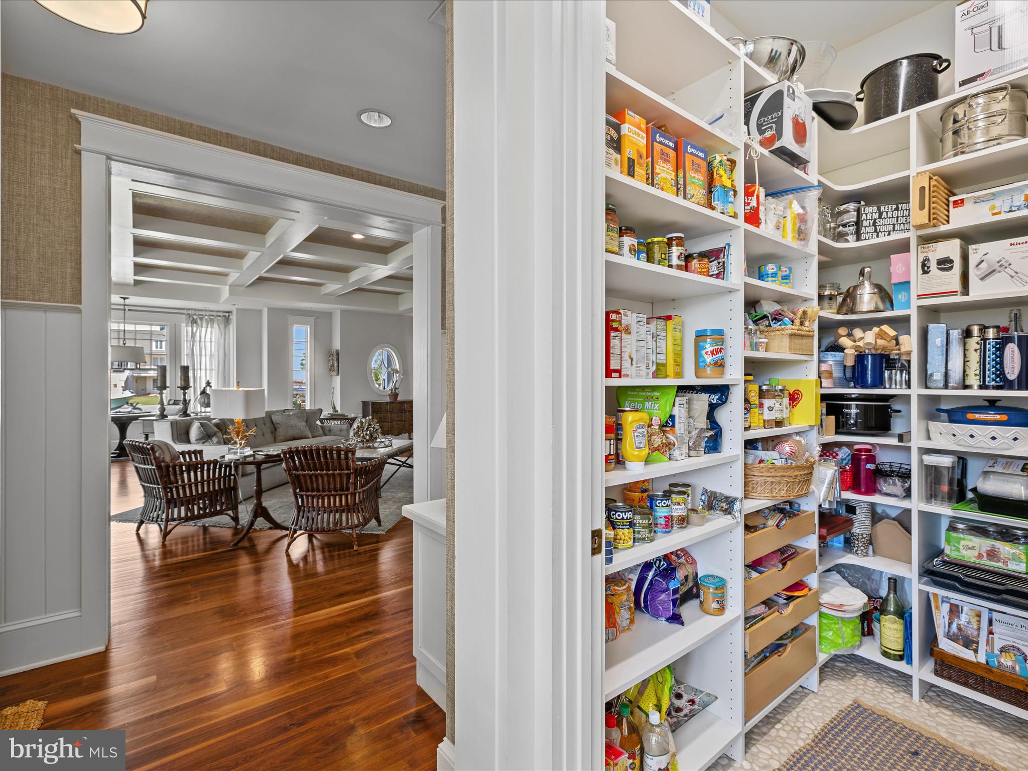 CAPTAINS HILL - Residential