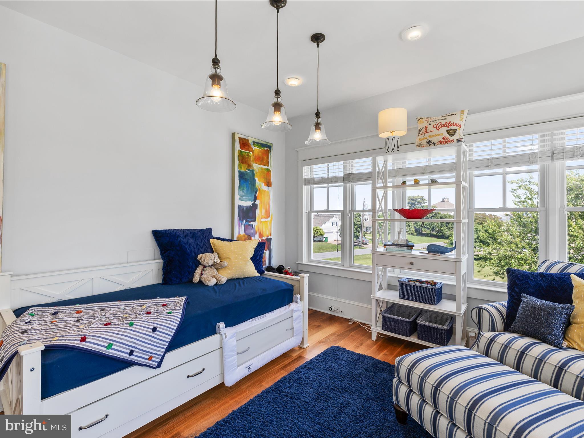 CAPTAINS HILL - Residential