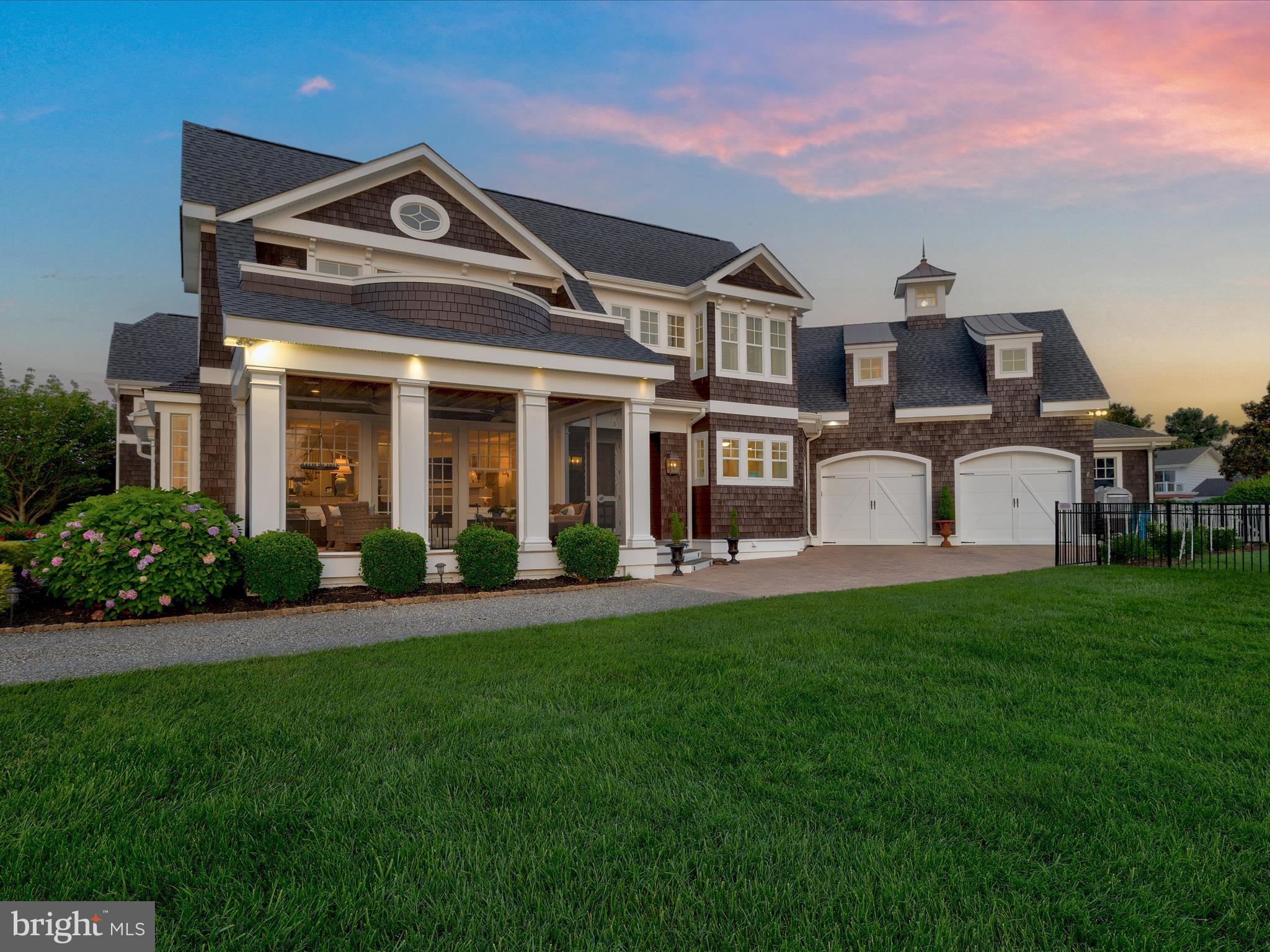 CAPTAINS HILL - Residential