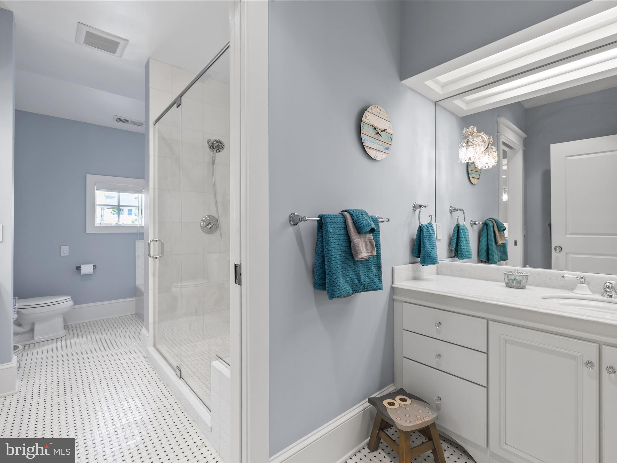 CAPTAINS HILL - Residential