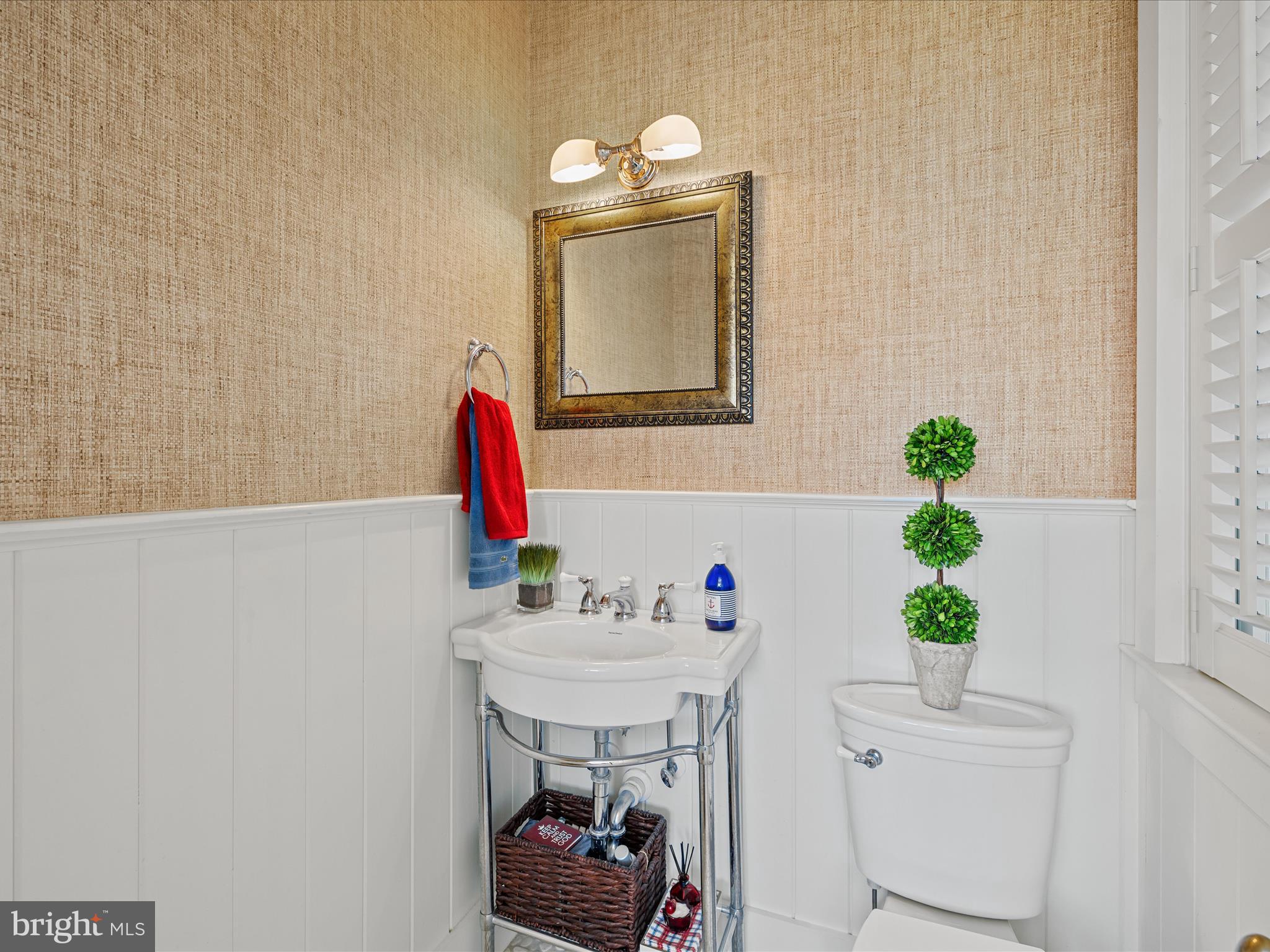 CAPTAINS HILL - Residential