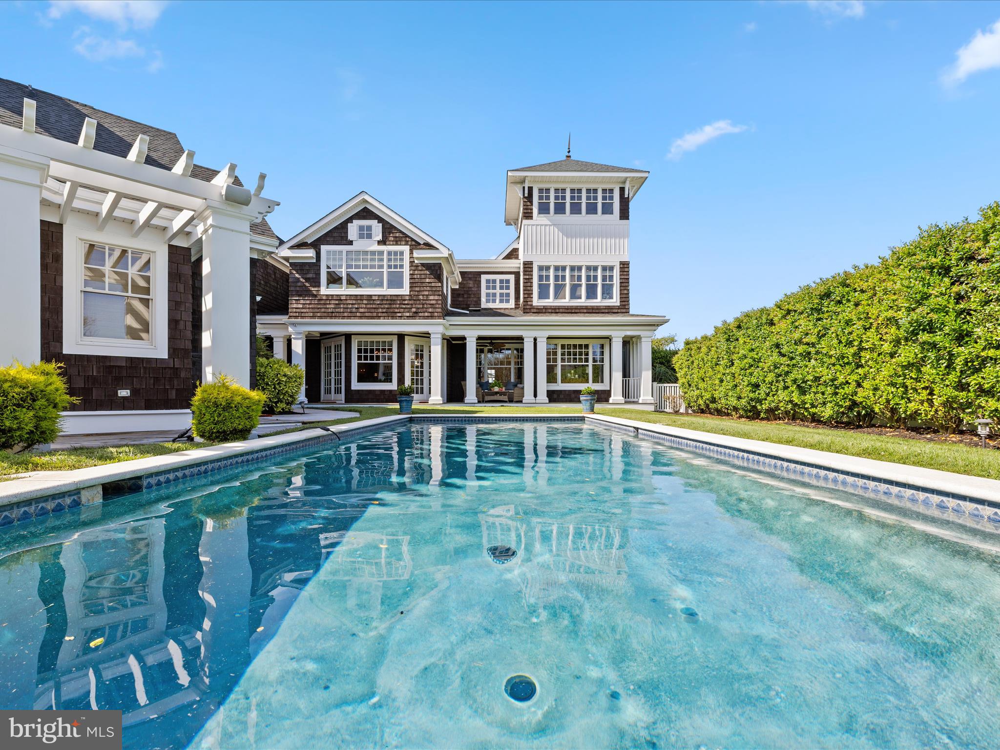 CAPTAINS HILL - Residential