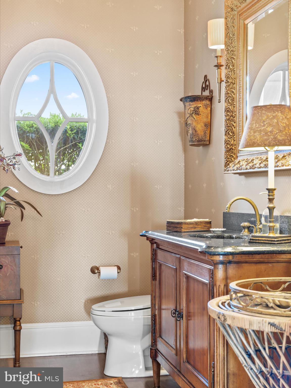 CAPTAINS HILL - Residential