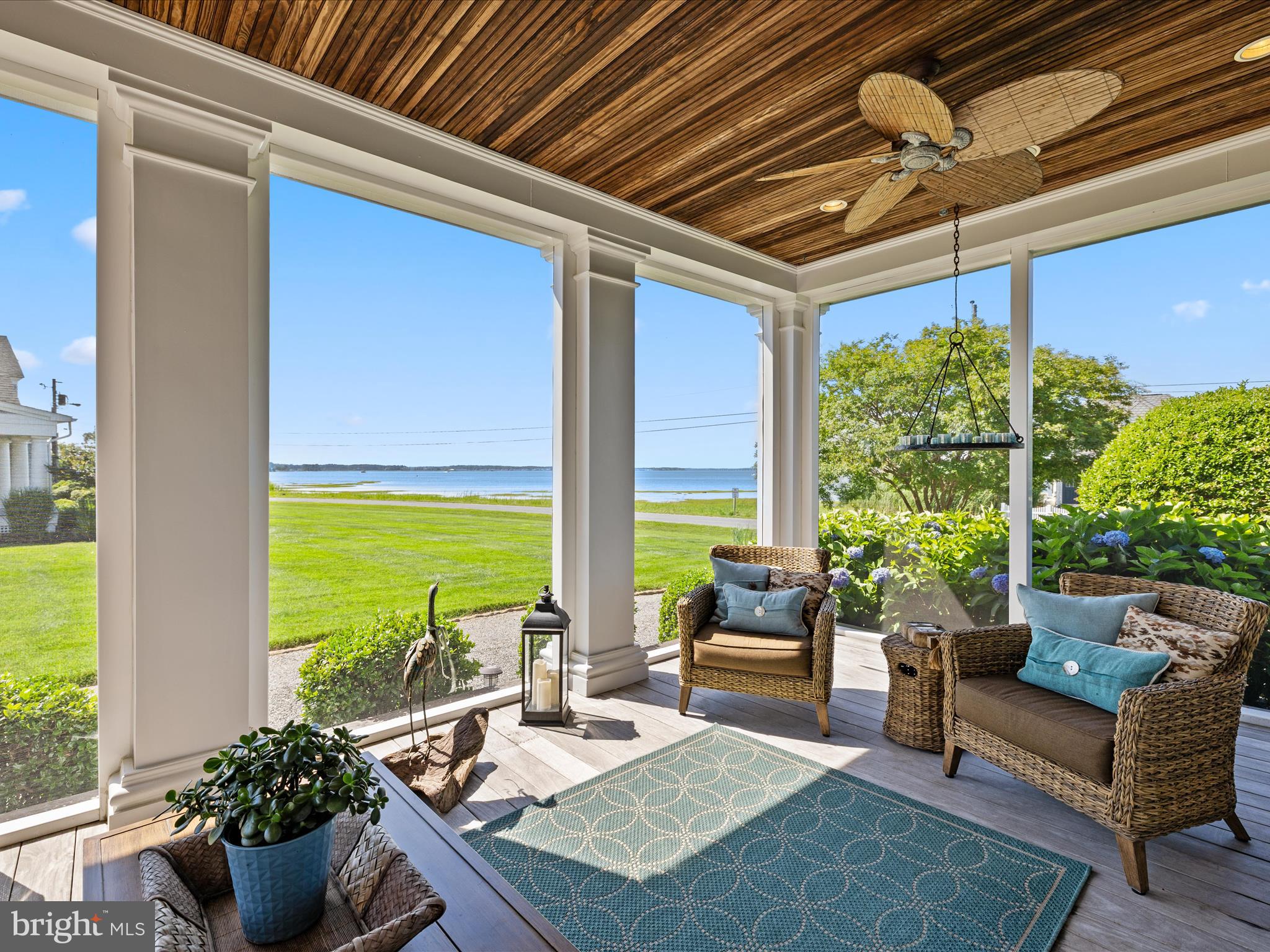 CAPTAINS HILL - Residential